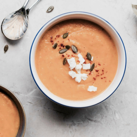 Rezept für das Wochenbett: Karotten-Kokos-Suppe. Wärmt, stärkt, heilt.
